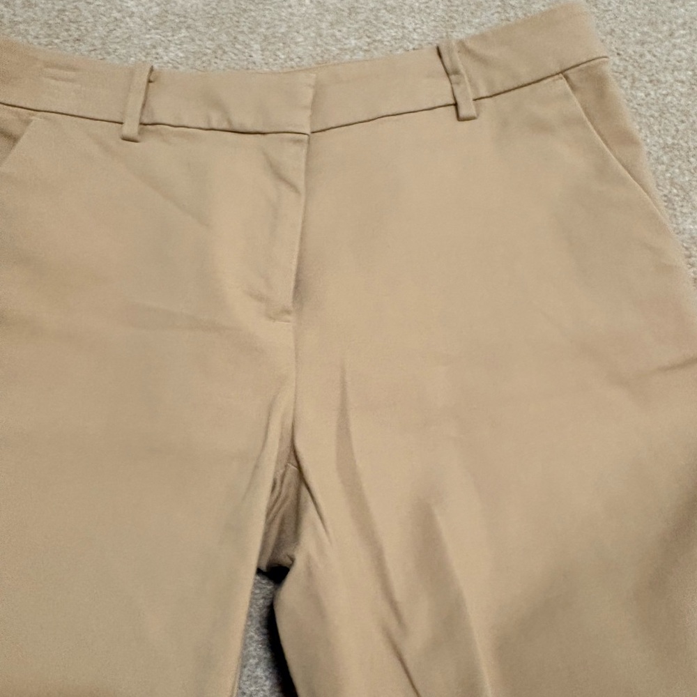 Loft sz 6 khakis.
